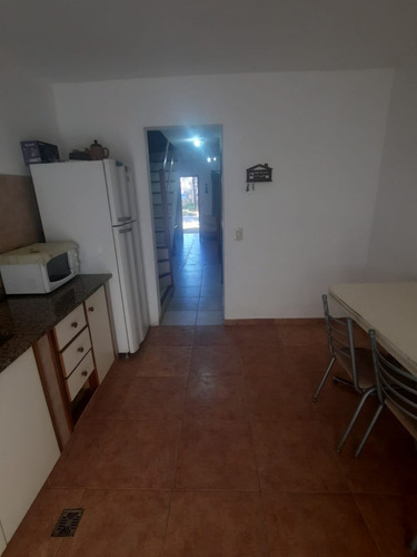 Triplex Amplio Y En Impecable Estado A La Venta Sin Expensas