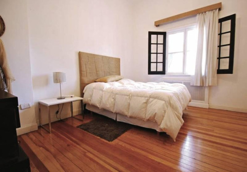 Excelente Residencia Estilo Ingles Con Gran Parque Y Piscina