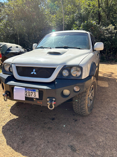 Mitsubishi L200 2.5 Outdoor Hpe Cab. Dupla 4x4 4p