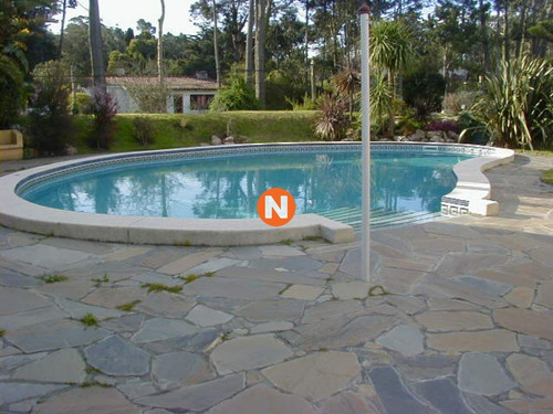 Casa En Venta Y Alquiler, Golf, Punta Del Este, 3 Dormitorios.- Ref: 205124