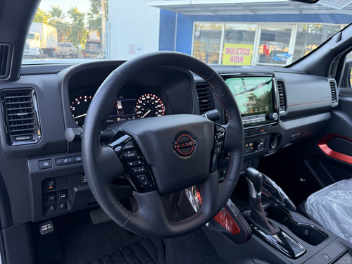 Nissan Frontier 3.8 V6 Pro-4X 4Wd At