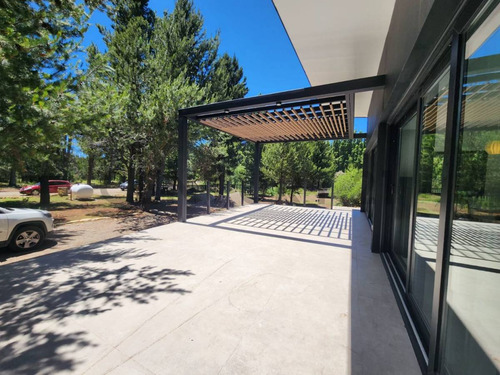 Casa En Venta - Bariloche- Club De Campo Dos Valles