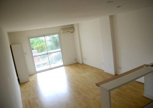 Por Viaje, Oportunidad. Departamento En Venta En Colegiales, 38m 1 Ambiente