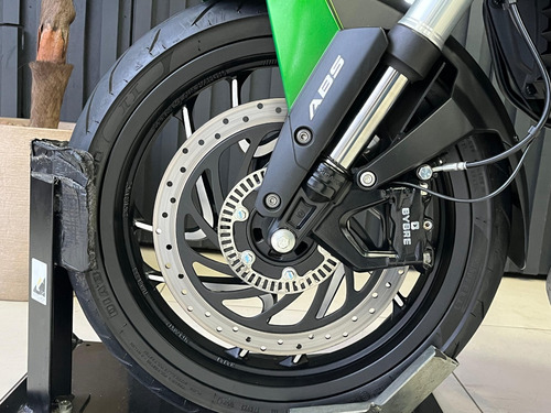Bajaj Dominar 400 2024