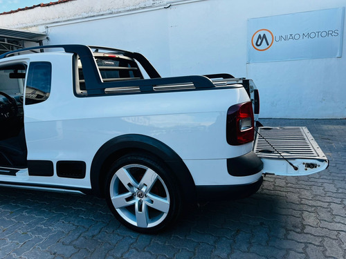 Volkswagen Saveiro 1.6 Cross Cab. Estendida Total Flex 2p