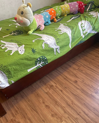 Cama Nido Mika Con Colchón Semi Nueva Y Respaldo De Madera (Usado)