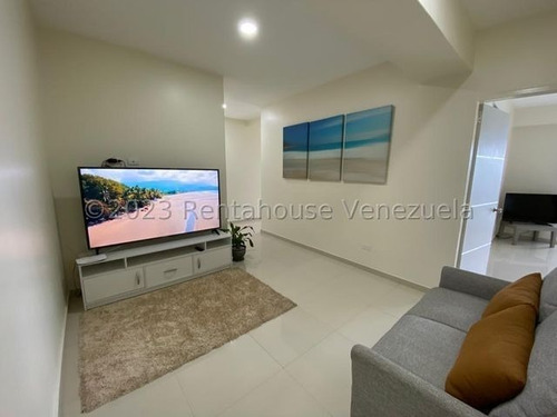 Imagen 9 de 11 de 23-19500 Apartamento En Venta ( Penthouse) Caribe Amoblado Fanny Calderón & Sidney Moreno