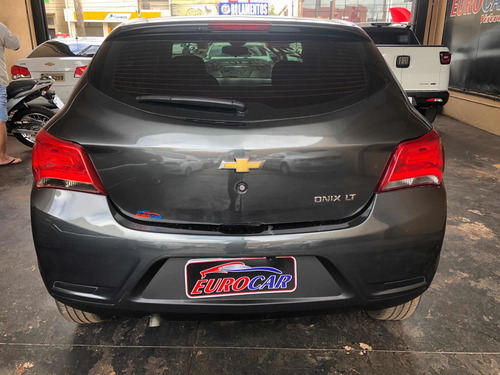 Chevrolet Onix 2017 1.0 Lt 5p