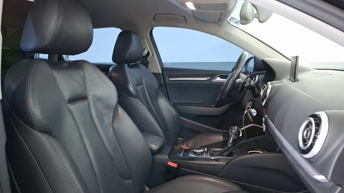 Audi A3 1.8 TFSI ATTRACTION PLUS S TRONIC