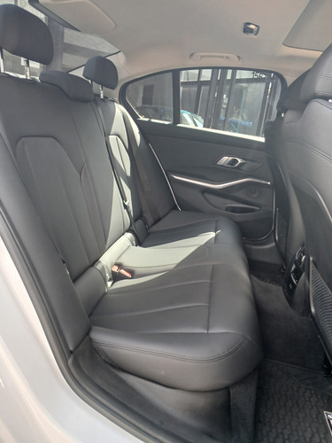 BMW Serie 3 3.0 330i Sedan Sport 252cv