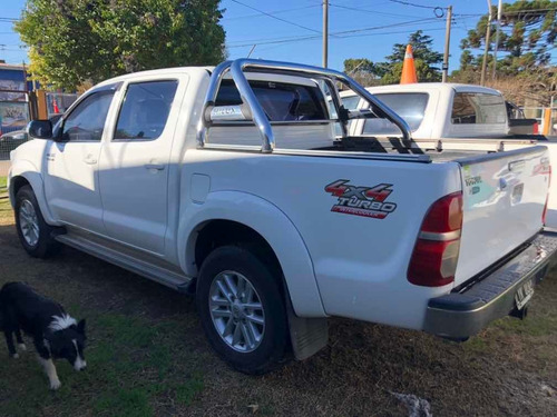 Toyota Hilux 3.0 Cd Srv I 171cv 4x4 2013