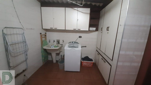 Imagem 10 de 15 de Excelente Sobrado Com Duas Suítes, Sendo Uma Com Closet - Di27742