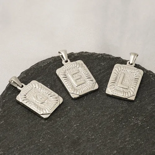 Colgante Con Letras De Acero De Titanio De 18 Quilates, Euro