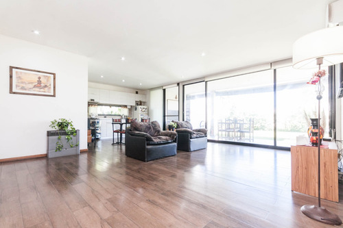 Casa 5 Amb. En La Alameda - Canning