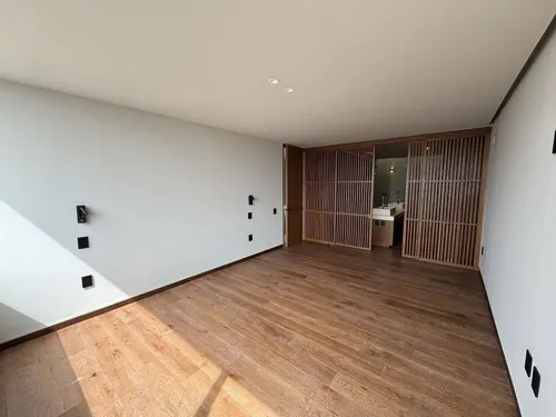 Nueva Con Diseño Arquitectónico Vanguardista