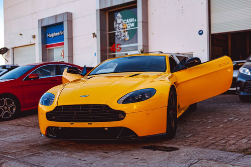 Aston Martin Vantage 4.7 N430 At