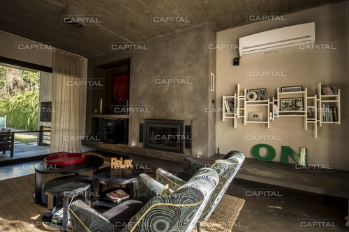 Excelente Casa De Estilo Minimalista En Barrio Privado La Arbolada - Venta- Ref: 27730