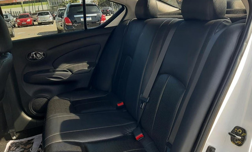 Imagem 6 de 13 de Nissan Versa 2016 1.6 16v Sl Flex 4p