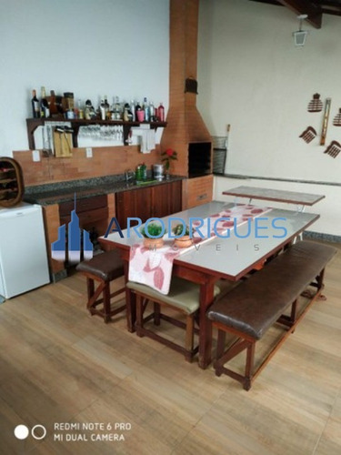 Imagem 12 de 20 de Oportunidade De Casa À Venda Em Monte Gordo Com 5/4 Sendo 4 Suítes, Depósito E 400 M², Condomínio Fechado! - Ca00562