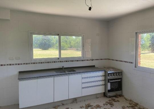 Imagen 2 de 25 de Casa - Los Alcanfores