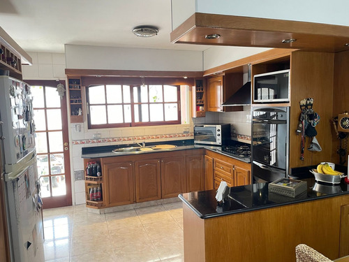 Imagen 9 de 29 de Departamento Con Balcón Y Cochera En Ramos Mejía