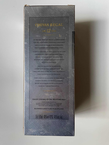 Botella Vacía Y Caja De Chivas Regal 12 (Usado)