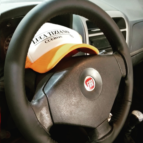 Imagen 10 de 10 de Cubre Volante Cuero Vacuno Renault Clio Luca Tiziano Cueros