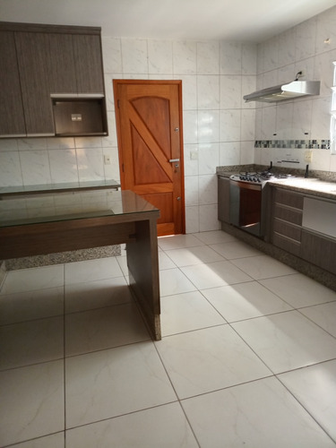 Casa 1 E 2 Locação