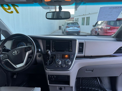 Toyota Sienna 3.5 Xle Piel At