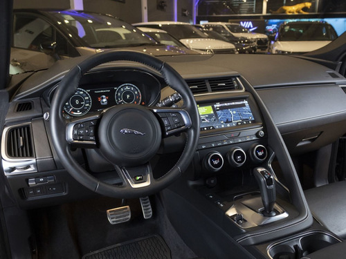 Imagem 5 de 10 de Jaguar E-pace 2.0 16v P250 Flex R-dynamic S Awd Automático