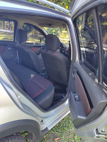 Renault Sandero Stepway 1.6 16v Hi-flex Aut. 5p