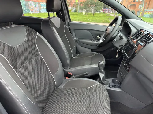 Renault Stepway 1.6 Expression / Zen