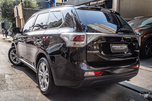 Imagem 2 de 9 de Mitsubishi Outlander 2.0 Teto Solar 2015