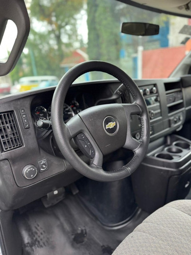 Chevrolet Express 6.0ls C 15 Pas At