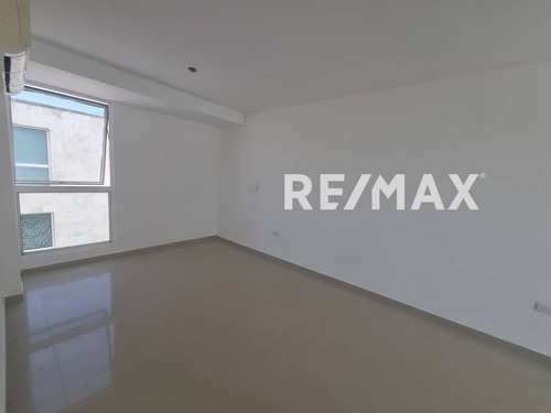 Imagen 16 de 30 de Town House En Urbanizacion Dumar Country Club, Conj. Resd. Villas Del Mar