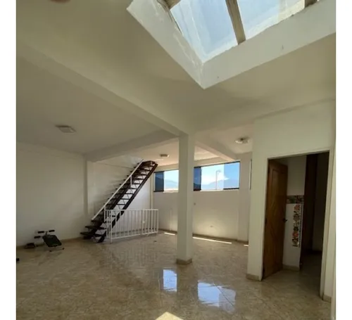 Se Vende Casa 220m2. Guatire.