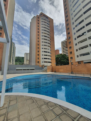 Elena Hidalgo Vende Apartamento En Res. Chelsea Court Obra Blanca Torre West, (solo Clientes)