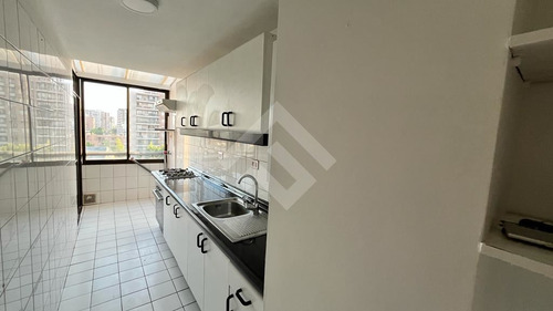Departamento En Arriendo De 2 Dorm, 2 Baños En Ñuñoa