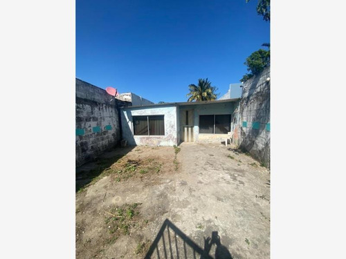 Imagen 1 de 5 de Casa Uso De Suelo En Venta Pedro Ignacio Mata