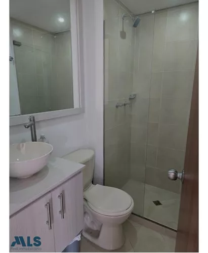 Apartamento En Excelente Ubicación.(mls#254231)