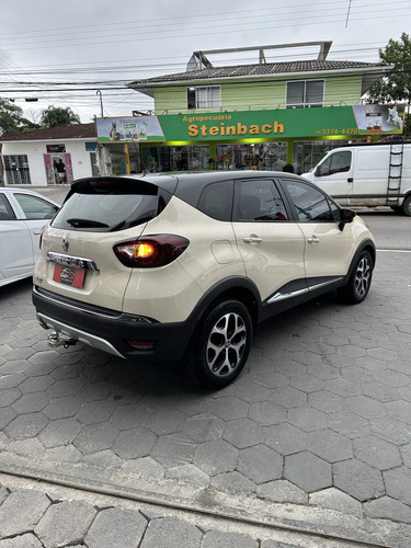 Renault Captur CAPTUR Intense 2.0 16V Flex 5p Aut.