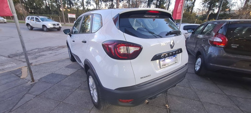 Imagen 8 de 14 de Renault Capture Life 1.6 2018 Nueva Impecable Papeles Ok V