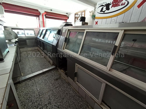 Vende Frigorífico Con Excelente Punto Comercial, Zona Muy Concurrida De Turmero Aragua 24-1133 Irrr