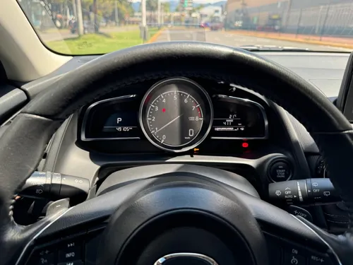 Mazda 2 1.5 Grand Touring Lx At