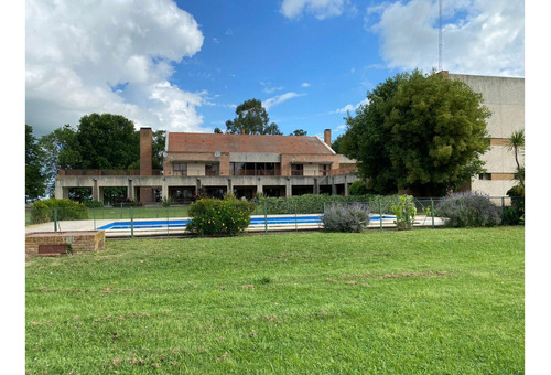 Venta De Campo De 512 Has, Con Casa Ppal, Casa De Caseros, G