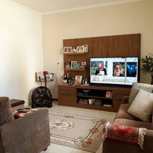 Imagem 2 de 15 de Excelente Casa Em Barreiros 3 Dormitórios. - 3817