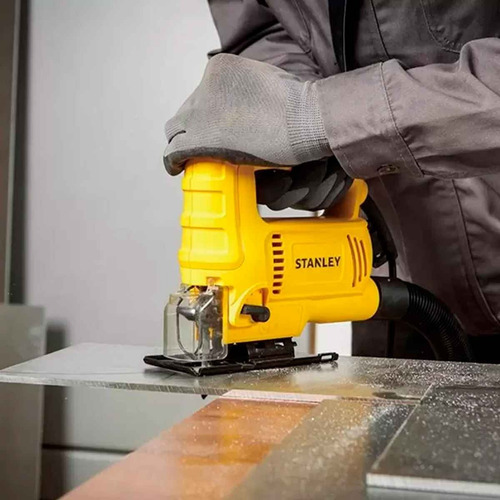 Sierra Caladora 600w C/maleta Plastica Sj60k-b2 Stanley
