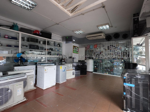 José Trivero Vende Espectacular Local Comercial Ubicado En Zona Centro De Barquisimeto