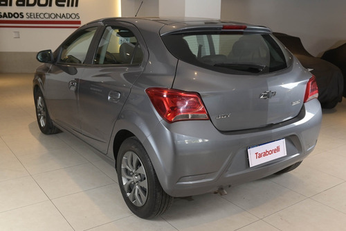 Imagen 5 de 16 de Onix Joy Black 1.4 Mt Fer