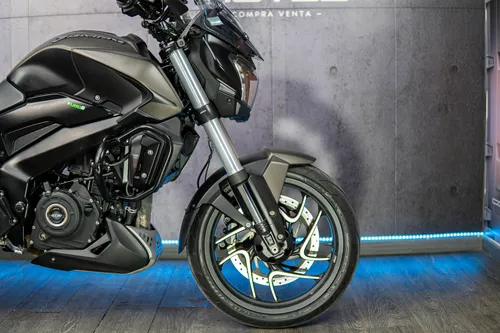 Bajaj Dominar 400 2023